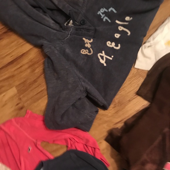 Name brand summer lot - Picture 5 of 7